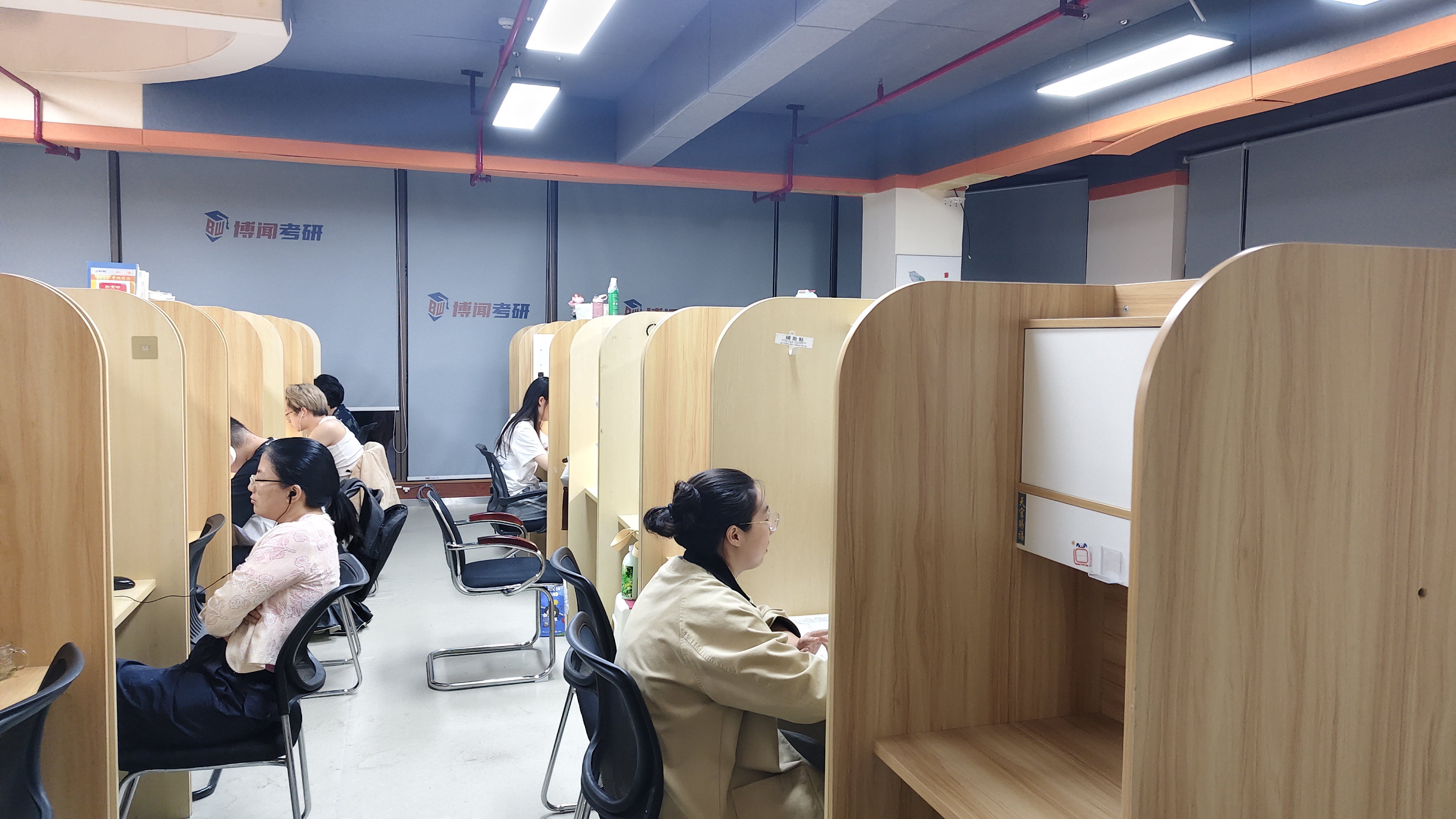 定期模考长沙二战考研集训营哪家好？就选本土博闻考研